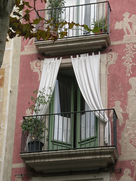 Fresco Balkon Decor, Juliet Balcony, Drømme Liv, Balcony Railing Design, Balkon Design, Balcony Railing, Railing Design, Europe Summer, Italian Summer