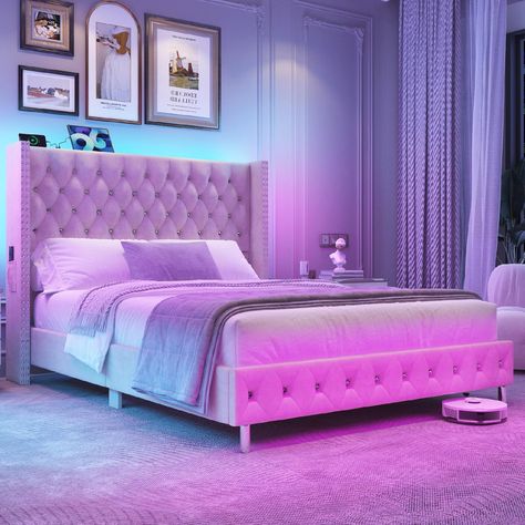 Beds For Women, Headboard Queen Size, Cute Bed Frames, Baddie Room Ideas Aesthetic, House Room Design, Queen Bedframe, Baddie Room Ideas, Pink Dorm Room Decor, Upholstered Queen Bed Frame