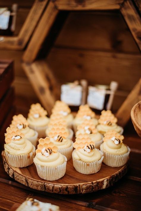 Honey Bee Theme Cupcakes, Sweet As Can Bee Shower Ideas, Boho Bee Party, What Will It Bee Gender Reveal Cupcakes, Honey Theme Baby Shower Ideas, Honey Pot Baby Shower Ideas, Honey Bee Cupcakes Ideas, Honey Theme Birthday, Honeycomb Baby Shower Ideas