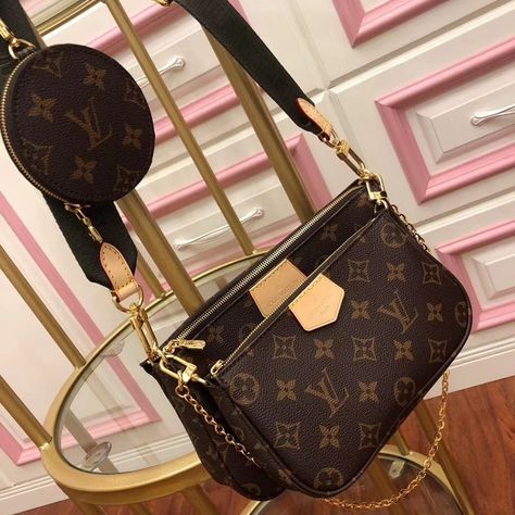 Satchel Handbags Outfit, Τσάντες Louis Vuitton, Louis Vuitton Taschen, Lv Crossbody Bag, Tas Lv, Louis Bag, Louis Vuitton Multi Pochette, Louis Vuitton Crossbody Bag, Luxury Bags Collection