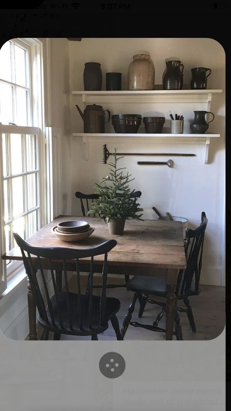 Små Rum Lidt Plads, Fashion Cottagecore, Core Fashion, Farmhouse Kitchen Decor Ideas, Casa Country, Cottage Kitchens, Hus Inspiration, Kitchen Decor Ideas, Farmhouse Kitchen Decor