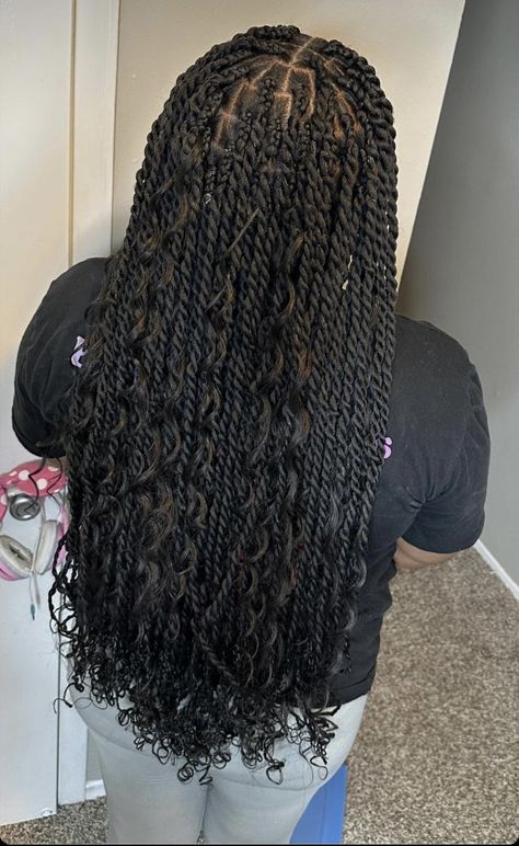 boho island twist Boho Island Twist Bob, Island Twist Medium Length, Fulani Boho Island Twist, Small Boho Island Twist With Curls, Island Boho Twist With Color, Small Senegalese Twist With Curly Ends, Protective Braids, Senegalese Twist Hairstyles, Bohemian Braids