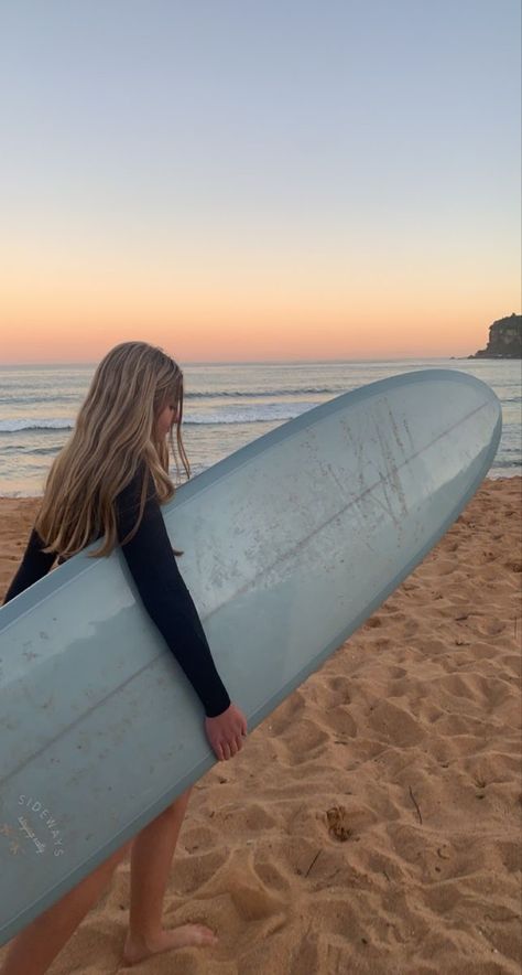 Surfer Girl Aesthetic, 2014 Tumblr, Surf Aesthetic, Mermaid Core, Surf Vibes, Shotting Photo, Coastal Granddaughter, Cali Girl, Summer Goals