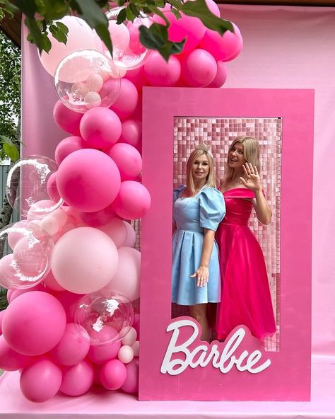 Barbie 30th Birthday Party, Barbie Bday, Barbie Decorations, Barbie Party Decorations, 40th Birthday Party Decorations, Barbie Theme Party, Birthday Party Games For Kids, Hawaiian Party Decorations, Fiesta Theme Party