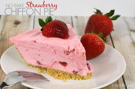 This may be the easiest pie recipe I've ever seen! This Strawberry Chiffon Pie is one of the easiest dessert no bake recipes that I have ever made. #sweets #dessertfoodrecipes #dessert Strawberry Chiffon, Baked Strawberry Pie, Dessert No Bake, Lemon Chiffon Pie, No Bake Recipes, Chiffon Pie, Pineapple Pie, Strawberry Cream Pies, Berry Dessert Recipes