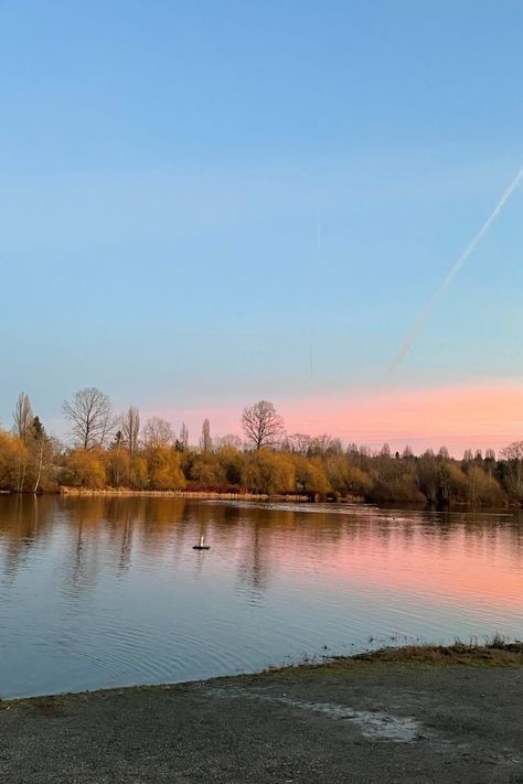 pink sky / trout lake / east vancouver Water, Vancouver, Pink, East Vancouver, Trout Lake, Winter Walk, Pink Sky, Lake, Quick Saves