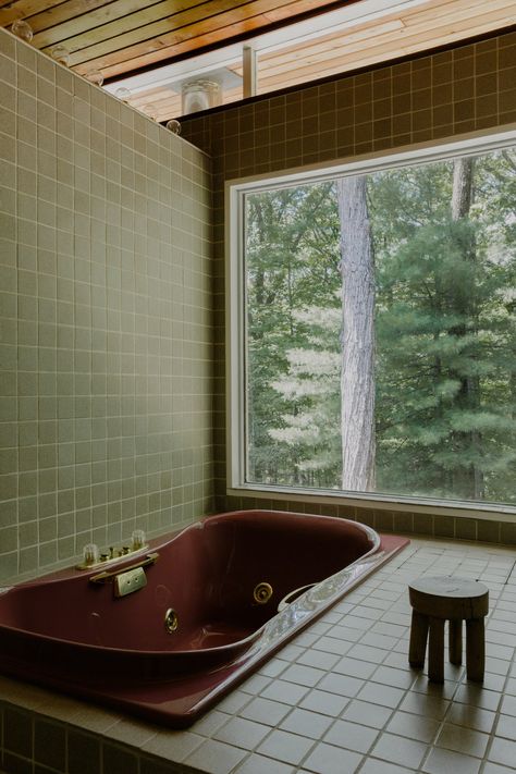 70s Inspired Bathroom, Japanese Bathroom, Airy Bedroom, Cute Furniture, Japanese Interior, Japanese House, 70s Inspired, Architectural Inspiration, Architectural Digest