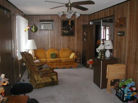 Mobile Home Interior Aesthetic, Old People House Interior, 80s Trailer Home, Trailer Park Interior, Trailer Park Bedroom, Cozy Grandma House Aesthetic, Grandma’s House, Grandparents House Aesthetic, Grandma House Aesthetic