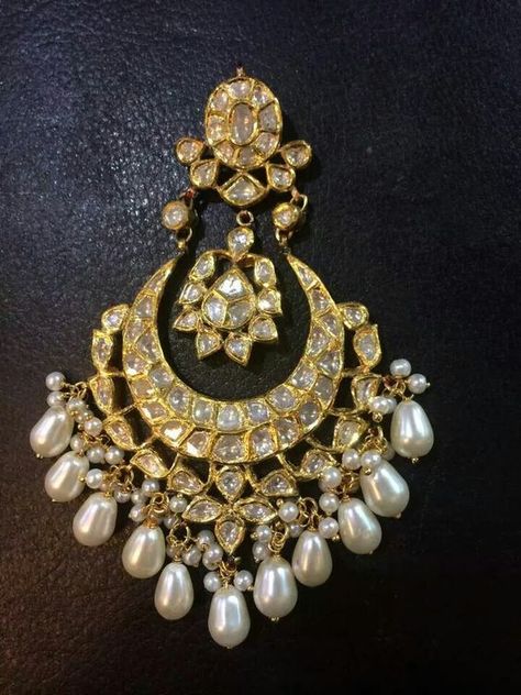 Jewellery: भारतीय दुल्हन संबंधी, Jadau Jewelry, Chand Bali, Jaipur Jewelry, Rajputi Jewellery, Indian Jewelry Earrings, Mughal Art, Chandbali Earrings, Wedding Jewellery Collection