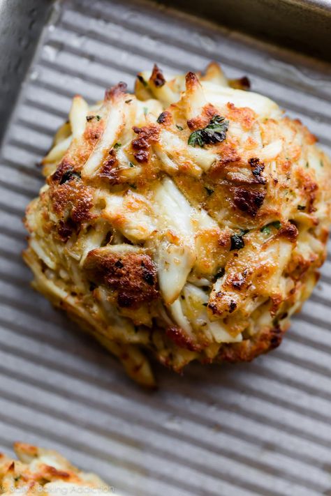 Maryland Crab Cakes Recipe, Frozen Crab Cakes, Crab Cakes Recipe, Feast Recipes, Mini Crab Cakes, Crab Cake Recipes, Lump Crab Cakes, Crab Feast, Maryland Crab Cakes