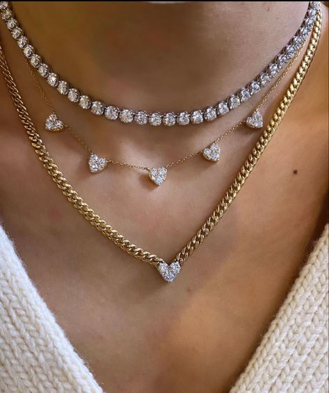 Diamond Layered Necklace, Jewelry Trend 2024, Layer Diamond Necklace, Diamond Necklace Designs, Luxe Jewelry, Earrings Design, Diamond Jewelry Designs, Dope Jewelry, Popular Fashion