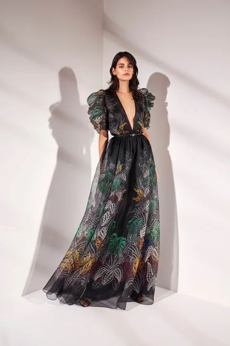 Zuhair Murad Haute Couture, Fancy Gowns, Moda Paris, Zuhair Murad, Fashion 2020, Fashion Mode, Fashion Week Spring, Diane Von Furstenberg, Couture Fashion