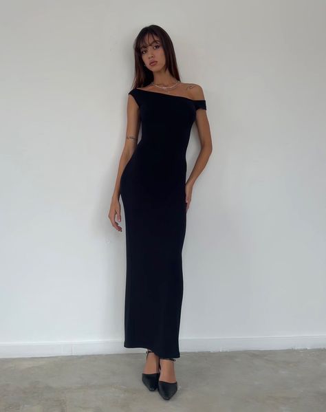 Rib Black Maxi Dress | Tehyun – motelrocks-com-us Long Black Dress Mermaid, Elegant Dresses Black Long, Black Long Classy Dress, Long Black Dress Vintage, Long Black Graduation Dress, Work Events Outfits, Backless Black Maxi Dress, Black Maxi Dress Aesthetic, Black Off Shoulder Dress Outfit