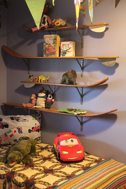 Water Ski Shelf | Water~Ski Shelves For Our Picket Fence Boy. Ski Shelf, Ski Bench, Water Ski Decor, Diy Snowman Decorations, Vintage Skis, Old Skis, 3d Pokemon, Water Ski, Ski Decor