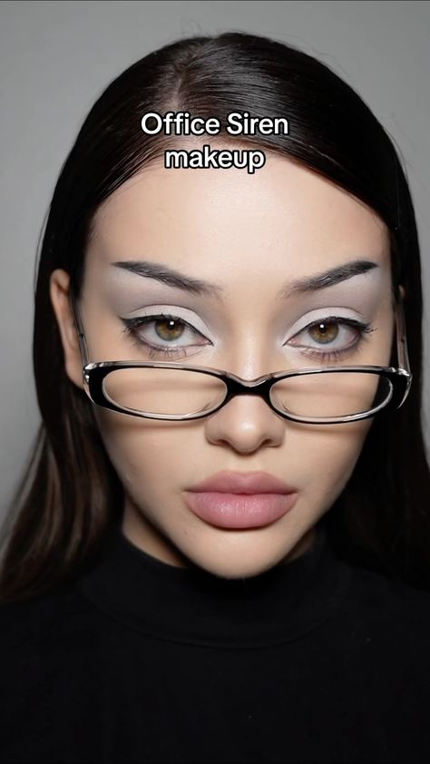 2000’s Office Siren Makeup 💼 #officesiren #officesirenmakeup #2000smakeup #makeuptutorial | Instagram Office Siren Makeup Black, Office Siren Aesthetic Makeup, The Office Siren, Office Siren Hair, Office Siren Core, 2000s Office Siren, Office Siren Glasses, Office Siren Makeup, Office Makeup Looks