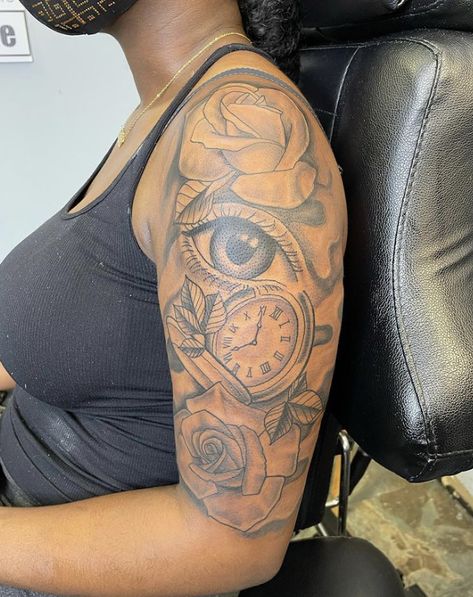 Half Sleeve Tattoos For Black Women, Fye Tattoos For Black Women, Black Women Sleeve Tattoo Ideas, Tattoo Designs Skull, Tattoo Designs Floral, Tattoo Designs Black And White, Tattoo Designs Watercolor, Tattoo Designs Mandala, Tattoo Designs Traditional