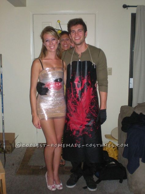 Dexter Dexter Costume, Dexter Halloween, Easy Diy Couples Costumes, Funny Couple Costumes, Costume College, Diy Couples Costumes, Best Couples Costumes, Costumes College, Couple Costume