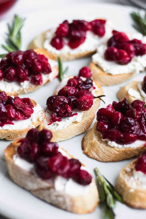 Roasted Cranberry and Goat Cheese Crostini | So Happy You Liked It Grape Crostini, Christmas Appies, Cranberry Crostini, Goat Cheese Toast, Best Christmas Appetizers, Cheese Crostini, Goat Cheese Crostini, Crostini Appetizers, Baking Lessons