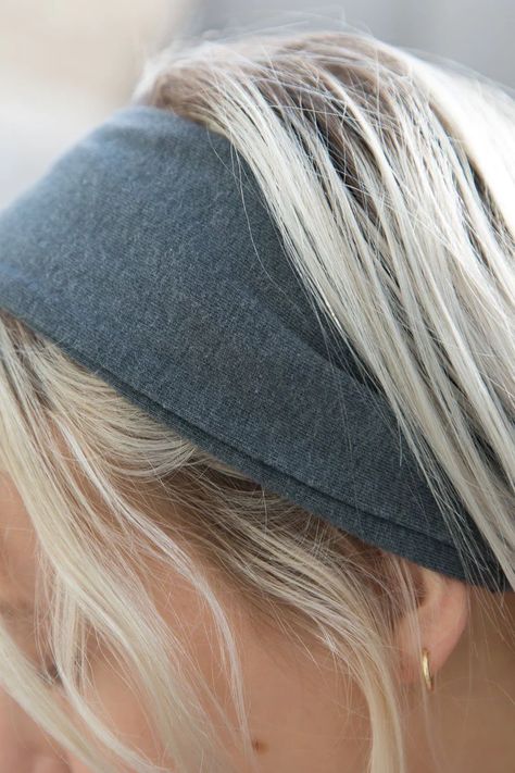 brandy melville Gray Headband, Running Headbands, Stretchy Headbands, Sports Headbands, Feather Light, Headband Hairstyles, Hair Band, Final Sale, Heather Grey