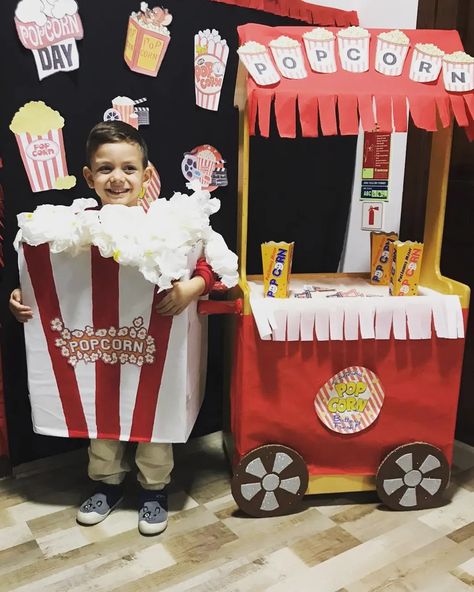 Cinema Theme, Popcorn Stand, Movie Themed Party, Corn Pops, Eid Crafts, School Wall Art, Popcorn Bar, English Lessons For Kids, Paper Crafts Origami