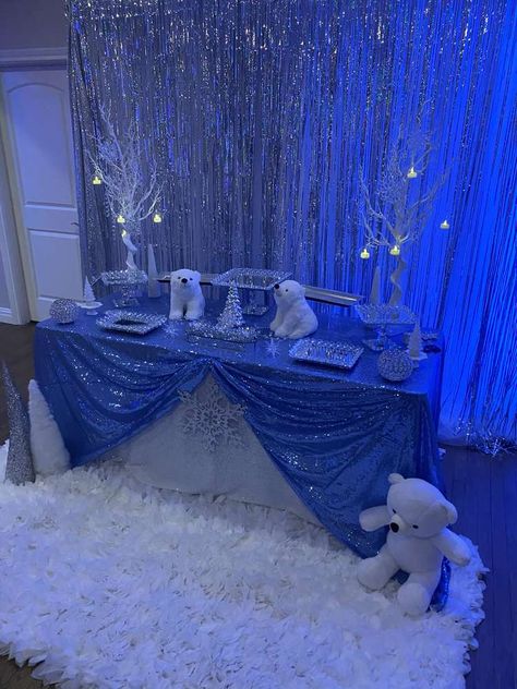 Winter Wonderland Pool Party, Winter Land Theme Party Ideas, 50th Winter Wonderland Party, Ice Princess Theme Party, Winter Ball Birthday Party, Winter Wonderland Aesthetic Party, Winter Wonderland Party Theme Decor Table Decorations, Winter Party Ideas Decoration, Winter Wonderland Work Party