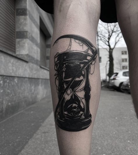 Guest spot 🇩🇪BERLIN 13-17 MAY🇩🇪 @der_grimm_tattoo made at @traphouse_tattoos_cologne #tattoo #blackwork #blactktattooart #blacktattoo #darktattoo #onlythedarkest #linetattoo #simpletattoo #ttoo #parloiruk #shadows #sad #contemporarytattooing #highcontrast #graphic #legtattoo #tattooedgirl #linework #blackworkerssubmission #darkartists #poland #brutaltattoo Grimm Tattoo, Dark Tattoo, Line Tattoos, High Contrast, Grimm, Leg Tattoos, Black Tattoos, Simple Tattoos, Blackwork