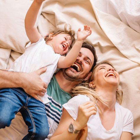 International Family Day, Family Bed, Marriage Is Hard, Things To Do At Home, Leg Curl, Happy Parents, Turkey Istanbul, Parents Day, Family Entertainment