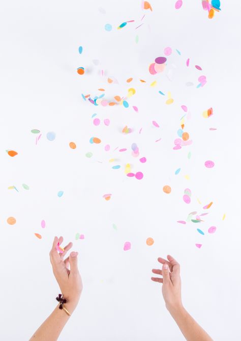 Party Design Ideas, Confetti Bars, Pastel Photography, Throwing Confetti, Birthday Background Design, Confetti Pattern, Balloon Pictures, Pamphlet Design