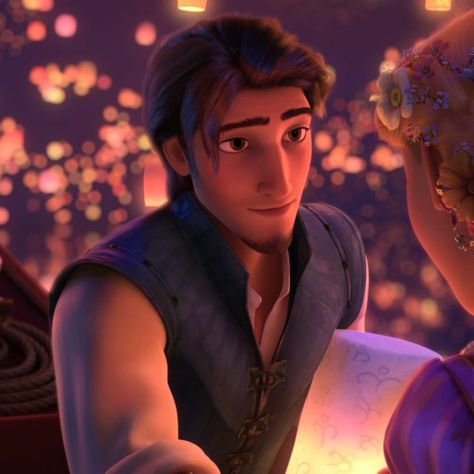 Flynn rider Tangled Flynn Rider, Tangled Flynn, Flynn Ryder, Disney Gifs, Male Cartoon Characters, Rapunzel And Flynn, Rapunzel And Eugene, Errol Flynn, Prințese Disney