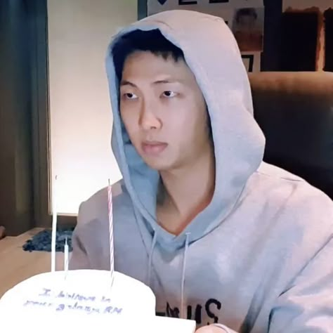 Namjoon Live, Namjoon Funny, Yoongi Funny, Anime Meme Face, Bts Meme Faces, Kids Mood, Bts Meme, Reaction Face, 웃긴 사진