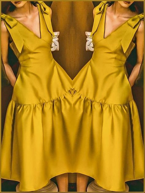 Mustard Yellow Dress Outfit, Dress With Bow Straps, Deep V Gown, Maxi Dress Outfit Ideas, Ruffle Skirt Outfit, Pink Sweater Outfit, Lisa Fashion, Bow Straps, Outfits Stylish