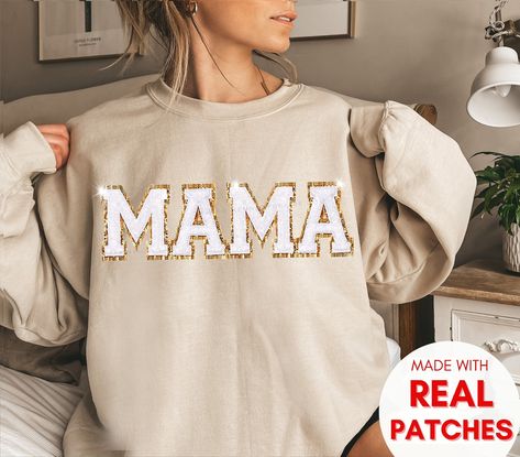 Aunt Sweatshirt, Patch Sweatshirt, Mom Wardrobe, Auntie Shirts, Varsity Letter, Womens Sweatshirts, Aunt Shirts, Birthday Gift For Mom, Trendy Mom