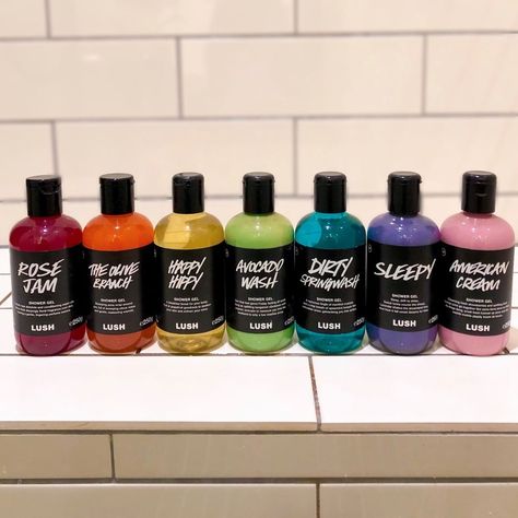 LUSH Leeds Spa on Instagram: “Sing in the shower with our range of shower gels 😍 pick a colour to match your mood! 🌈 Which one is your favourite? 🚿🍓 #LushLeedsSpa #Lush…” Natural Hair Treatments, Lush Products, Lush Cosmetics, Gel Set, Organic Cosmetics, Natural Moisturizer, Brittle Hair, Roots Hair, The Shower