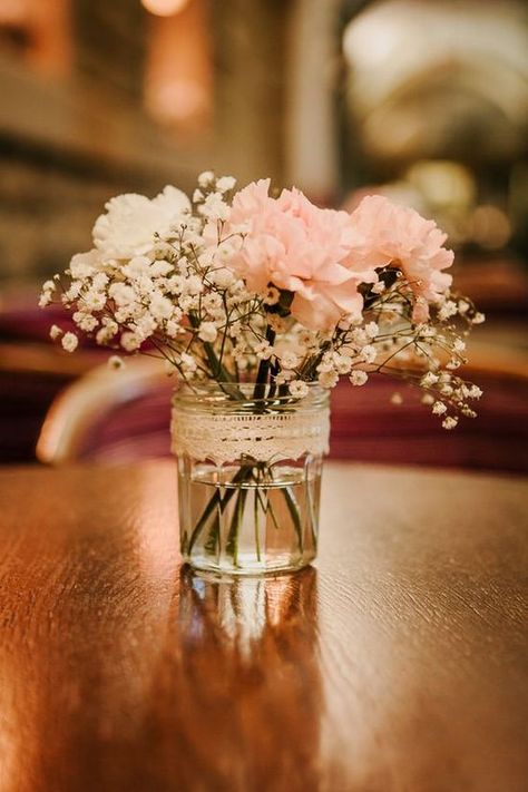 jam jar flowers pride and prejudice wedding chatsworth house / http://www.himisspuff.com/rustic-wedding-centerpiece-ideas/ Jam Jar Flowers, Inexpensive Wedding Centerpieces, Deco Champetre, Spring Centerpiece, Wedding Floral Centerpieces, Inexpensive Wedding, Rustic Wedding Centerpieces, Wedding Table Decorations, Wedding Arrangements