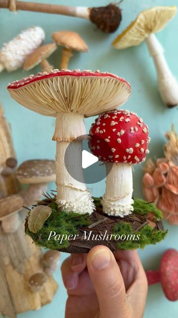 Diy Mushrooms Decorations, Paper Mushrooms Diy, Hot Glue Mushrooms, Mushroom Clay Art, Clay Mushrooms Diy, Mushroom Crafts Diy, Diy Mushroom Decor, Creepy Mushroom, Toadstool Craft