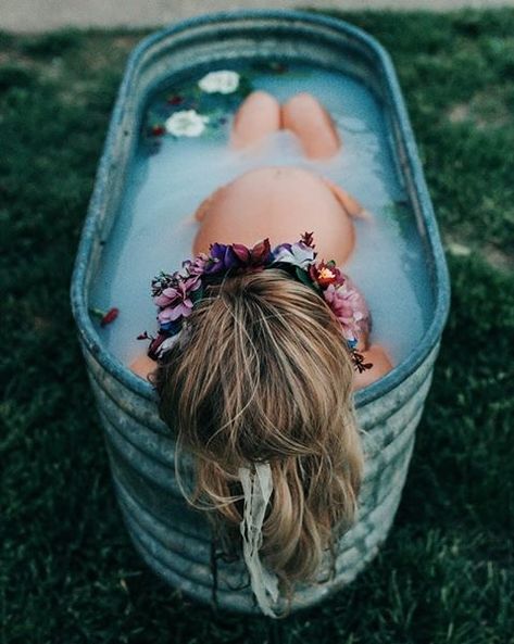 Maternity, pregnancy, maternity shoot, Moody photography, boho, maternity photo shoot, pregnancy pictures , milk bath, women’s milk bath, Boho Maternity Photos, Milk Photography, Winter Maternity Photos, Bath Pictures, Milk Bath Maternity, Milk Bath Photography, Pregnancy Pictures, Bath Photography, Boho Maternity