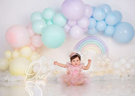 Pastel Birthday Photo Shoot, 1st Birthday Photography, Pastel Rainbow Cake Smash, Photoshoot 1 Year, Pastel Cake Smash, Princess Smash Cakes, Rainbow Cake Smash, Rainbow Baby Birthday, Baby First Birthday Themes