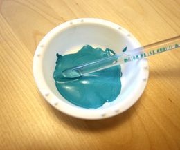 How to Blend Paint to Make the Color Teal | eHow What Colors Make Teal, Blue Green Paints, Easy Landscape Paintings, Aqua Paint, Pearl Crafts, Teal Paint, Metallic Glaze, Paint Mixing, Pearl Paint