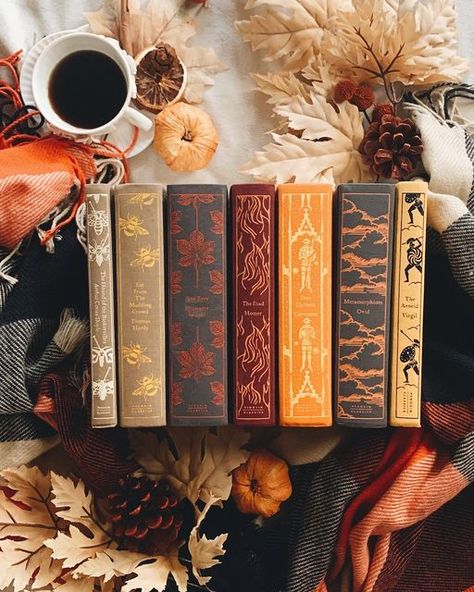 Classic Books For Fall, Fall Bookish Aesthetic, Books Autumn Aesthetic, Books For Autumn, Autumn Reading Aesthetic, Fall Books Aesthetic, Autumn Books To Read, Autumn Book Aesthetic, Fall Aesthetic Books