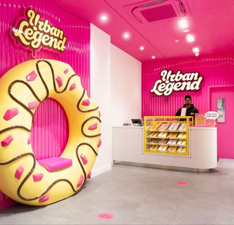 Donuts Shop Interior, Donut Shop Decor, Donut Shop Interior Design, Donuts Shop Design, Donut Shop Design, Donut Shop Interior, Donut Chair, Colorful Bakery, Online Shopping Ideas