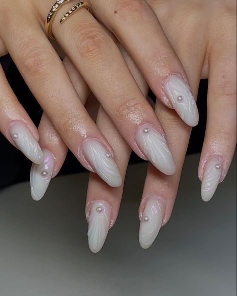 3d Clear Nails, Simple 3d Gel Nails, Builder Gel 3d Nail Art, Clear 3d Nail Art, Neutral 3d Nails, 3d Builder Gel Nails, Clear 3d Nails, 3d Builder Gel Nail Art, 3d Clear Gel Nail Art