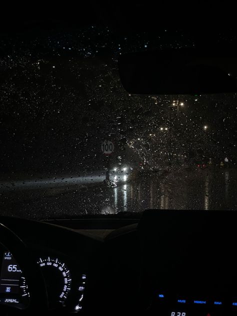 Night rainy rides 🌧 Storm Night Aesthetic, Rainy Rooftop Aesthetic, Car Photoshoot Aesthetic Night, Late Night Car Drives Aesthetic Rain, Night Hangout Aesthetic, Rainy Nights Aesthetics, Rainy Night Drive Aesthetic, Alyssa Core Dark, Late Night Drives Rain