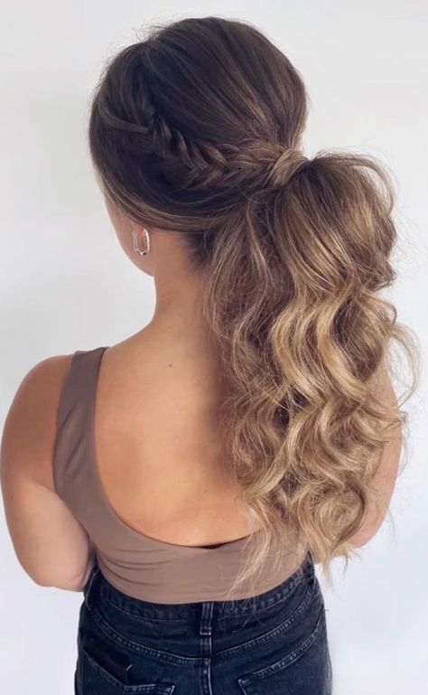 Hairstyles For Prom Medium Length Ponytail, Homecoming Hair Side Ponytail, Pageant Hair For Teens Medium, Prom Hairstyles For Long Hair 2024, Prom Hairstyles Ponytail Brown Hair, Prom Hair Up, Hairstyle For Prom, Half Up Half Down Hair Prom, Cute Prom Hairstyles