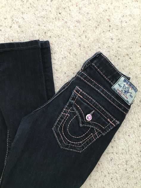 True Religion Pink Stitching Skinny Jeans size:25 True Religon Jeans, Early 2000s Outfits, Pink Stitch, 2000s Outfits, Mob Wives, Cute Pants, Cute Jeans, True Religion Jeans, Virtual Closet