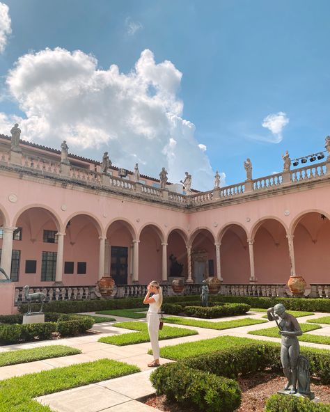 Ringling museum Sarasota florida photo The Ringling Sarasota Florida, Key West Bungalow, Ringling Museum Sarasota, Things To Do In Tampa, Ringling Museum, Ringling Brothers, Florida Trip, Ouran Host Club, Dream Trip