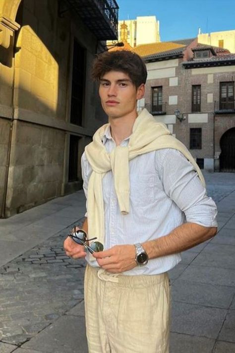 Revolutionize your look with modern flair – it's time to embrace your dapper side! Old Money Outfits Men Basic Summer, Men Outfits Aesthetic, Men Aesthetic Outfits, Old Money Men, Money Men, Money Clothes, Preppy Boys, Preppy Men, Aesthetic Outfits Men