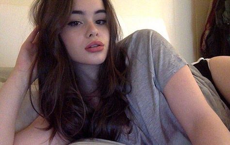 Barbara Ferreira, Barbie Tumblr, Barbie Ferreira, Soft Grunge, العناية بالشعر, Fesyen Wanita, Girl Icons, Aesthetic Girl, Pretty Woman