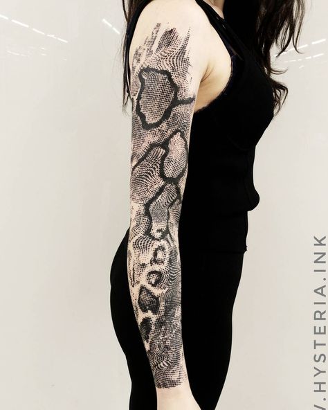 Snake Scales Tattoo, Snake Skin Tattoo, Snake Sleeve Tattoo, Left Arm Tattoos, Snake Scales, Serpent Tattoo, Scale Tattoo, Tattoo Convention, 3d Tattoos