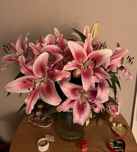 Boquette Flowers, Nothing But Flowers, Flower Therapy, Beautiful Bouquet Of Flowers, Exotic Flowers, Cool Stuff, Beautiful Bouquet, Love Flowers, My Flower