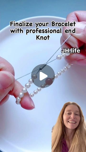 Thread Bracelets Tutorial, Bracelets Tutorial, Friendship Bracelets With Beads, U Tube, Thread Bracelets, Fiber Jewelry, Beading Tutorial, Diy Tips, Bracelet Tutorial